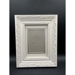 Vintage Style 5” X 7” White Wooden Picture Frame Beautiful Ornate Design